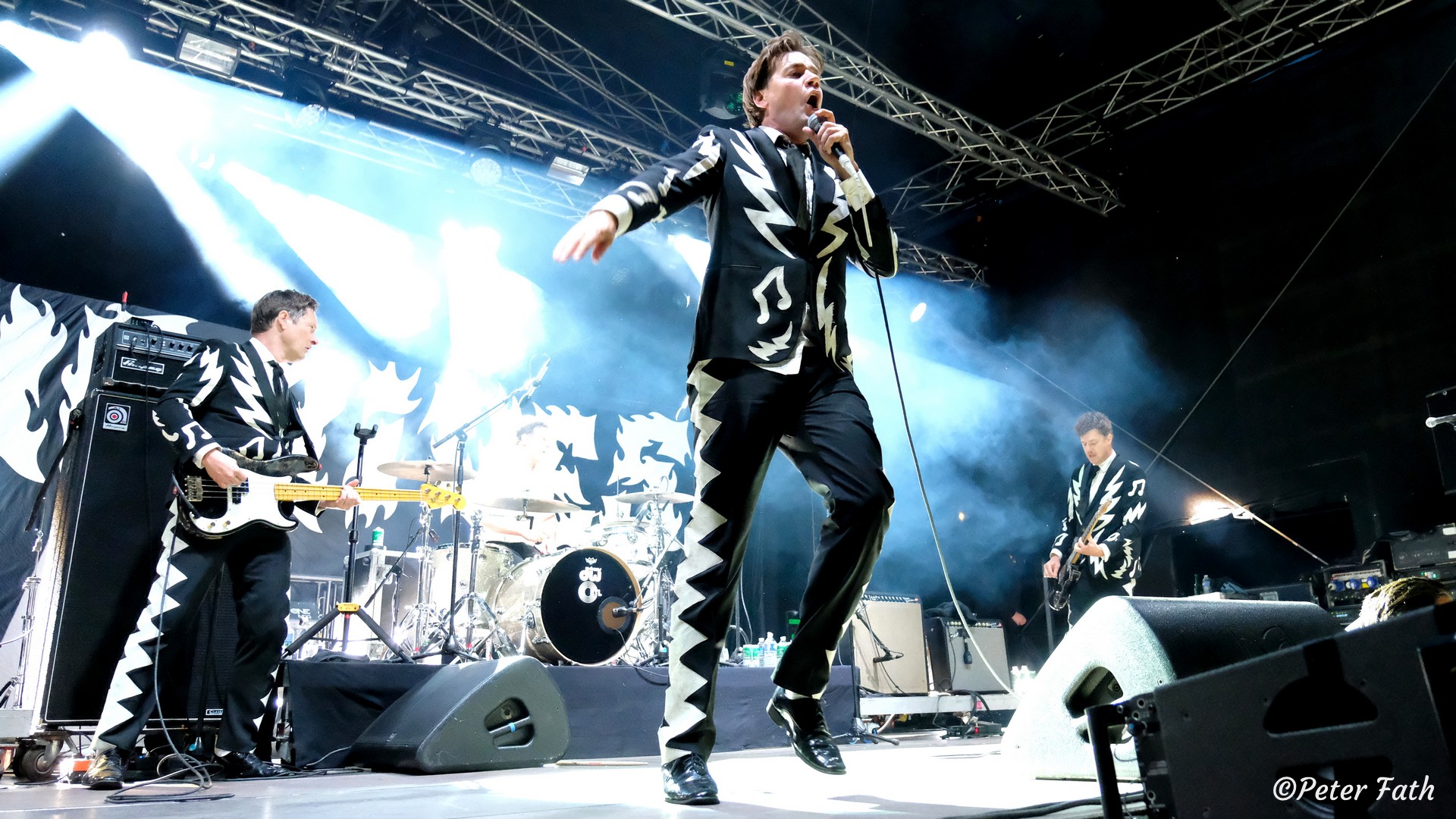 The Hives @ Sirens Call 2022